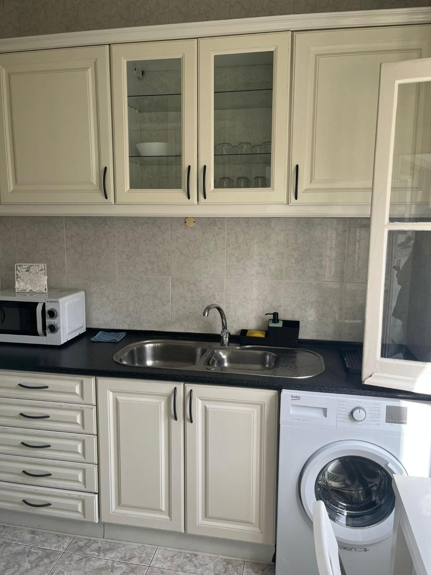 Alvalade Ii Airport Gasthof 3*