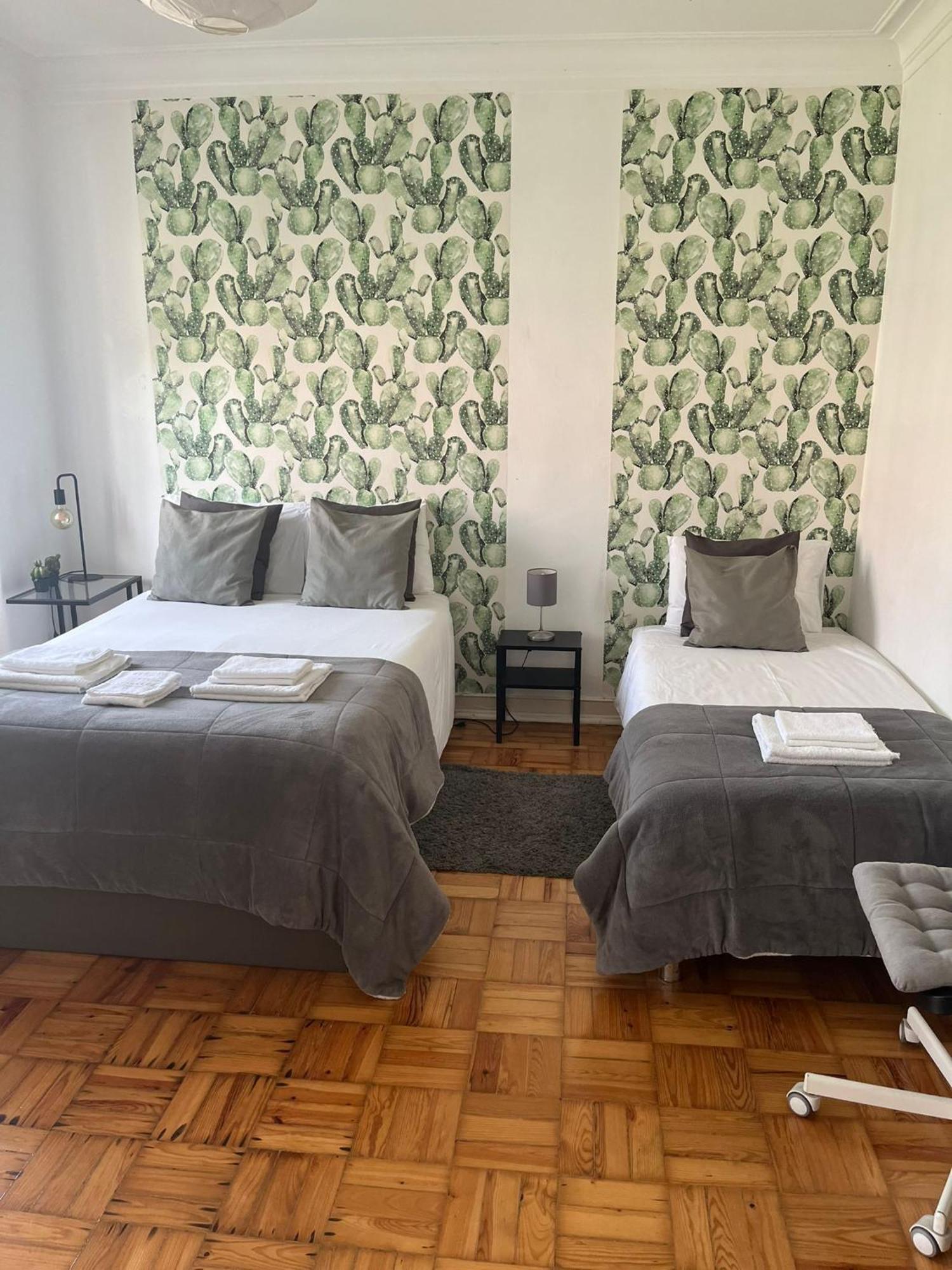 Alvalade Ii Airport Gasthof 3*